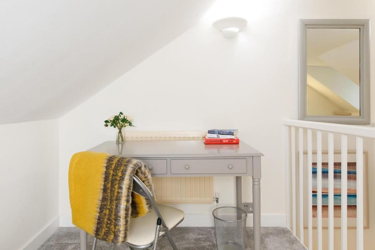 Beautiful Georgian Home In The Heart Of Chichester Kültér fotó