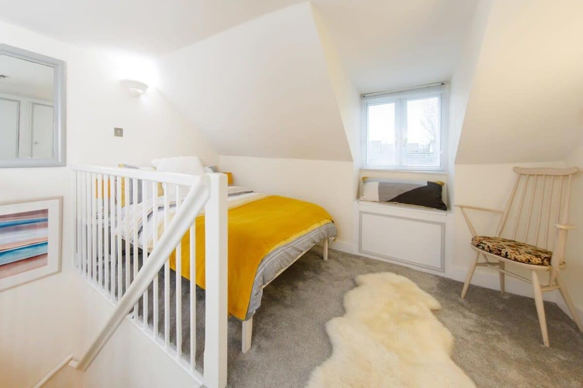 Beautiful Georgian Home In The Heart Of Chichester Kültér fotó